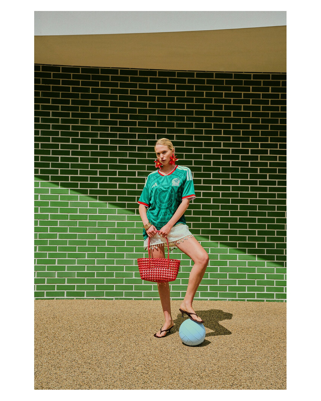 Jem Mitchell (@jem_mitchell_studio) photographs fo...