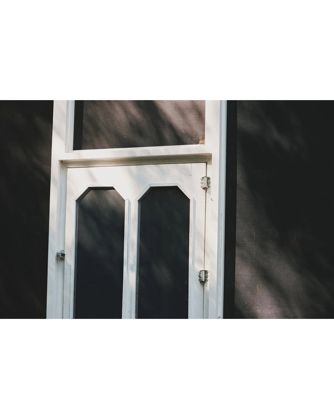 Mei Tao (@taomeitao) directs and photographs “Le...