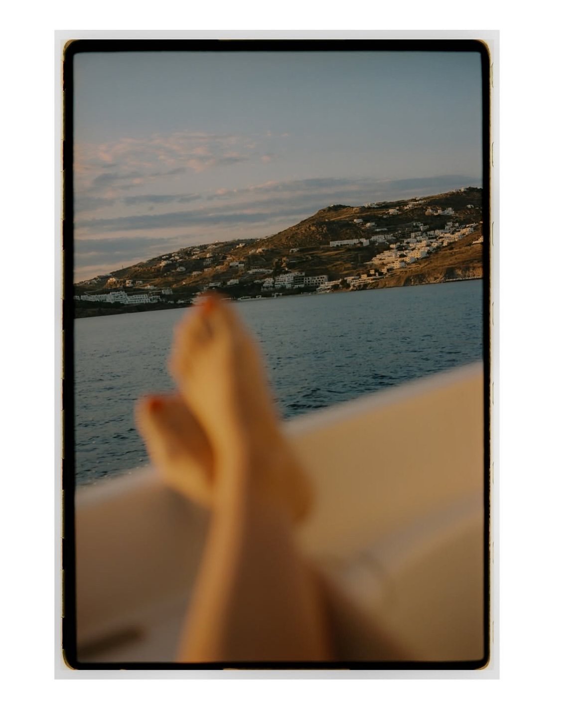 Maureen M. Evans (@maureenme) photographs her travels through Mykonos, Paros and Santorini for @theluxurycollection.

#MaureenMEvans #Photographer #TheLuxuryCollection #LairdandGoodCompany