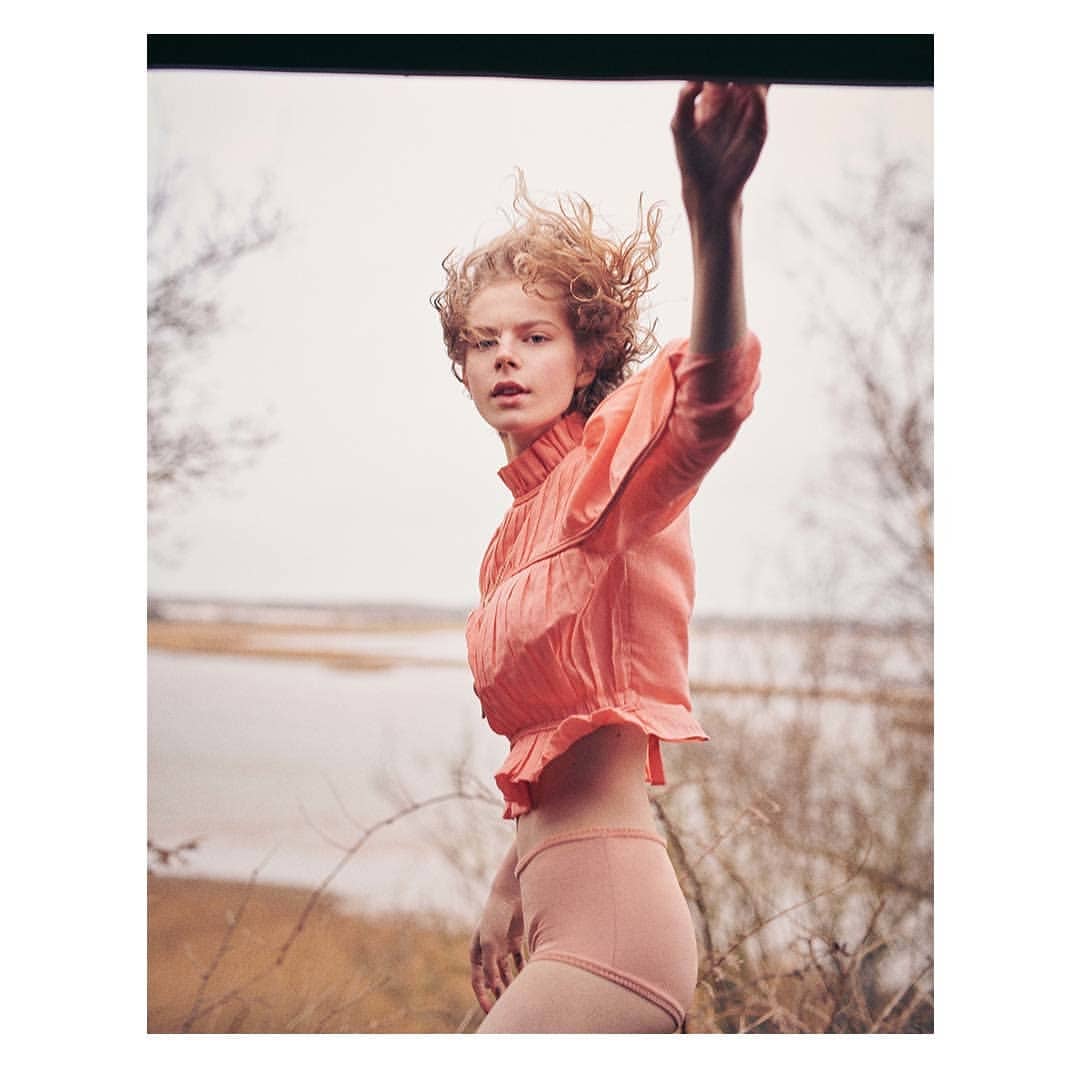 Harper's Bazaar UK |  May. 21