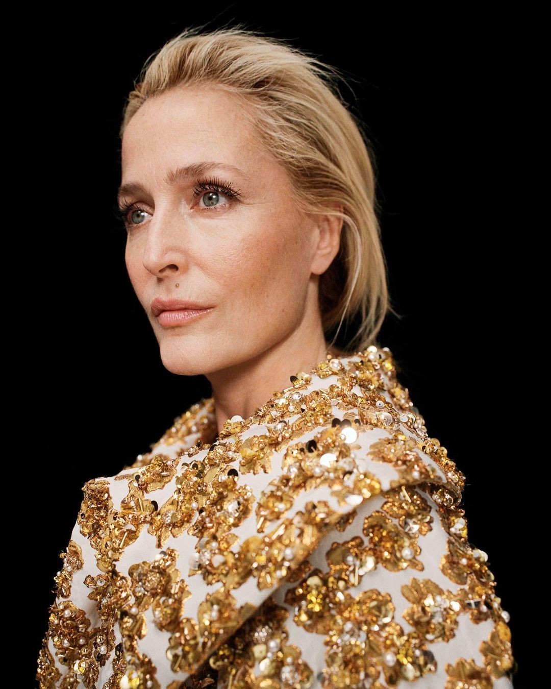 L'Officiel Paris |  May. 22