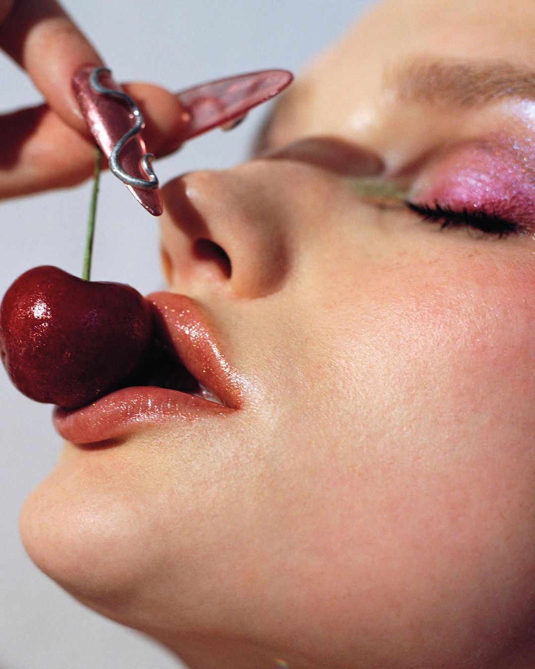 Twin Magazine |  May. 23