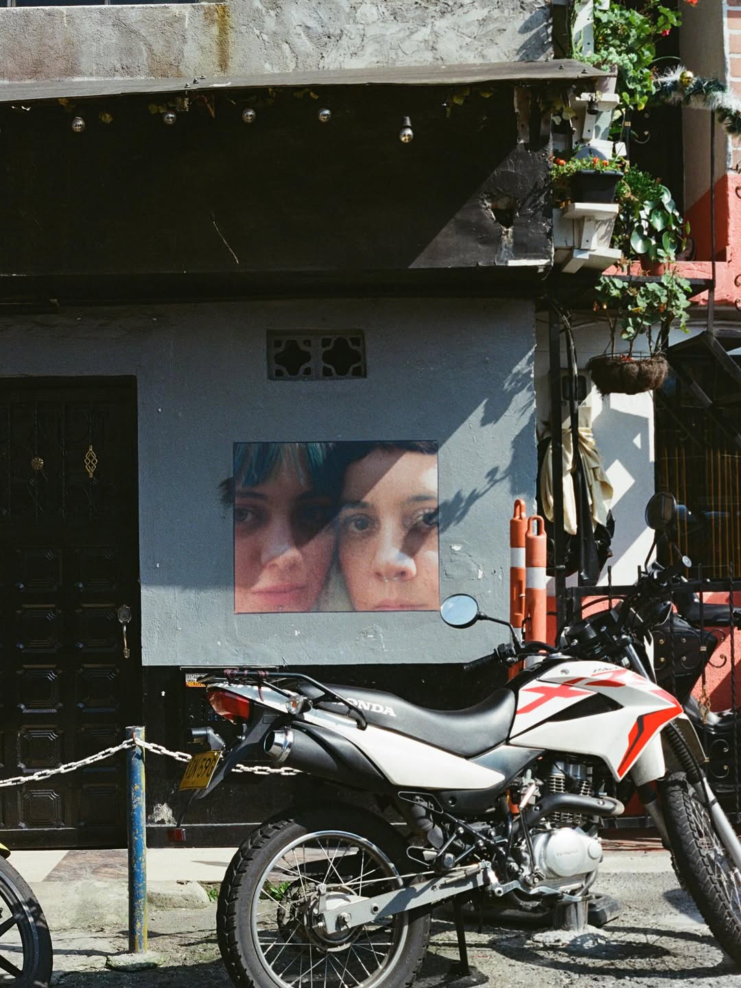 slider image