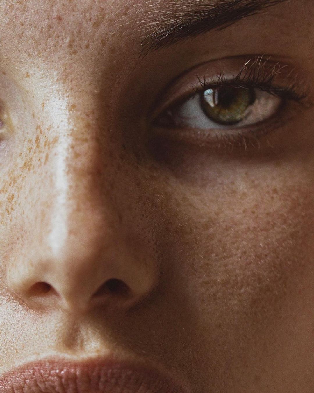 Glamour Germany |  Dec. 20