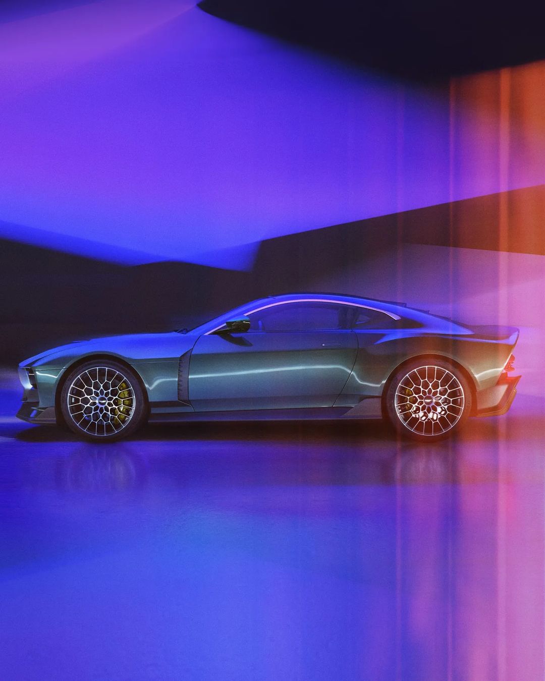 Aston Martin |  Jul. 23