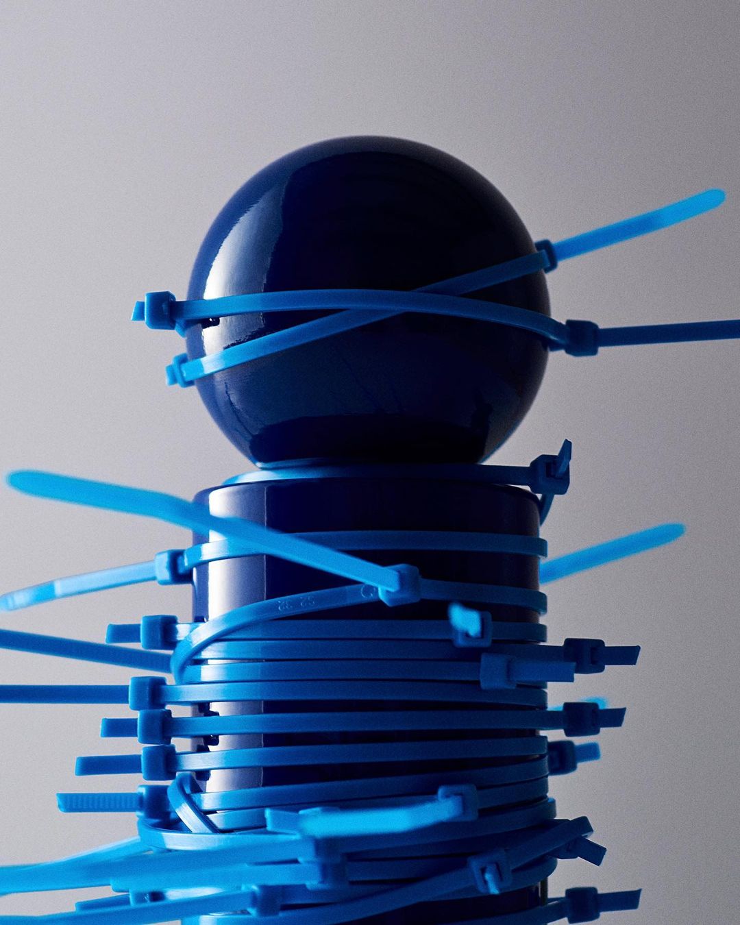 Duel Magazine |  Nov. 23