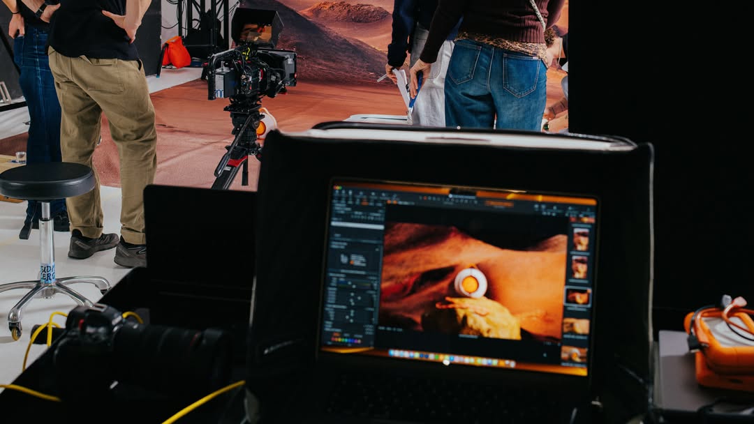slider image