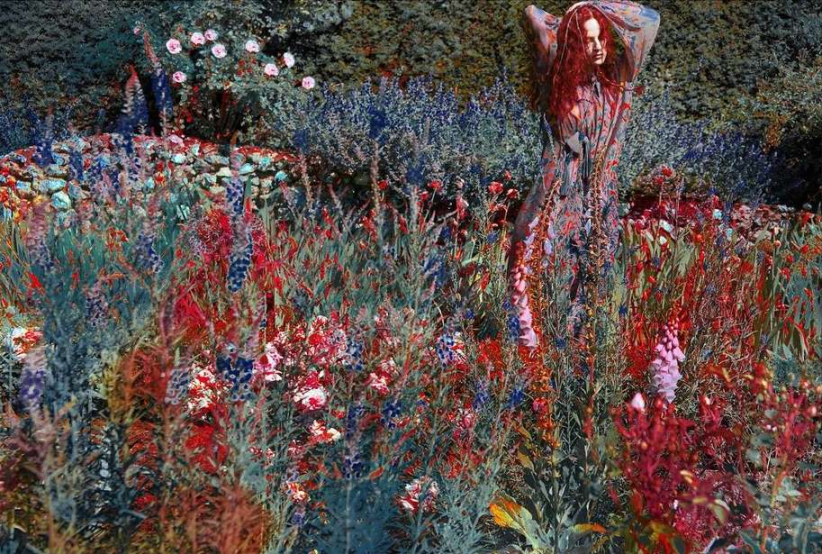 Harper's Bazaar Ukraine |  Aug. 23