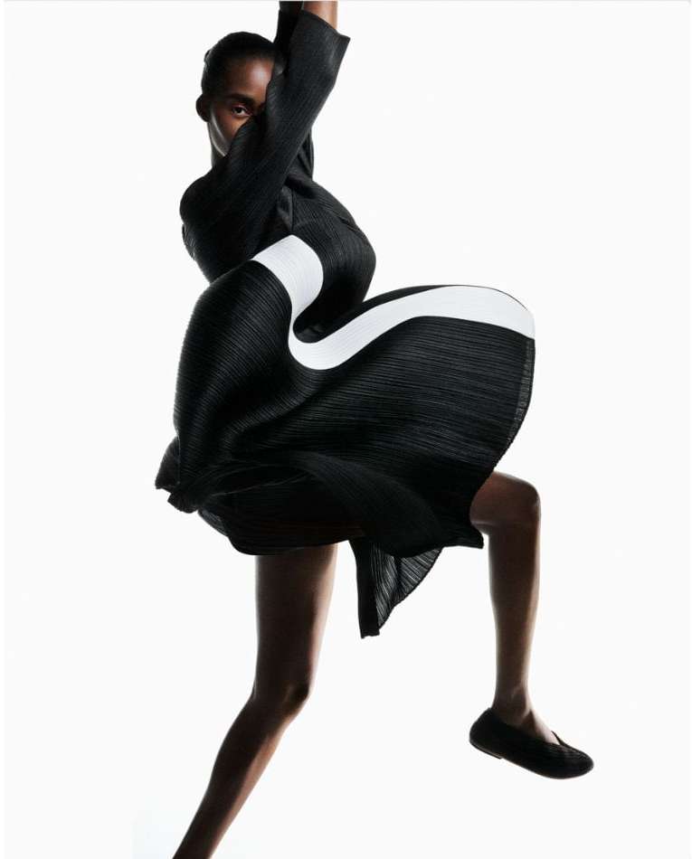 PLEATS PLEASE ISSEY MIYAKE |  Mar. 24