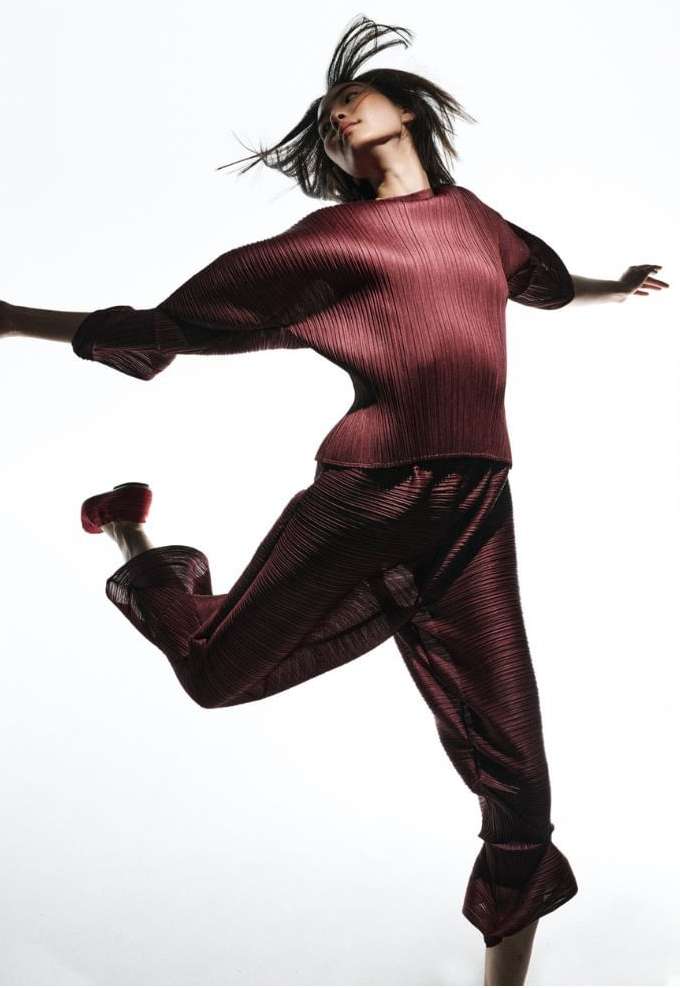 PLEATS PLEASE ISSEY MIYAKE |  Apr. 24