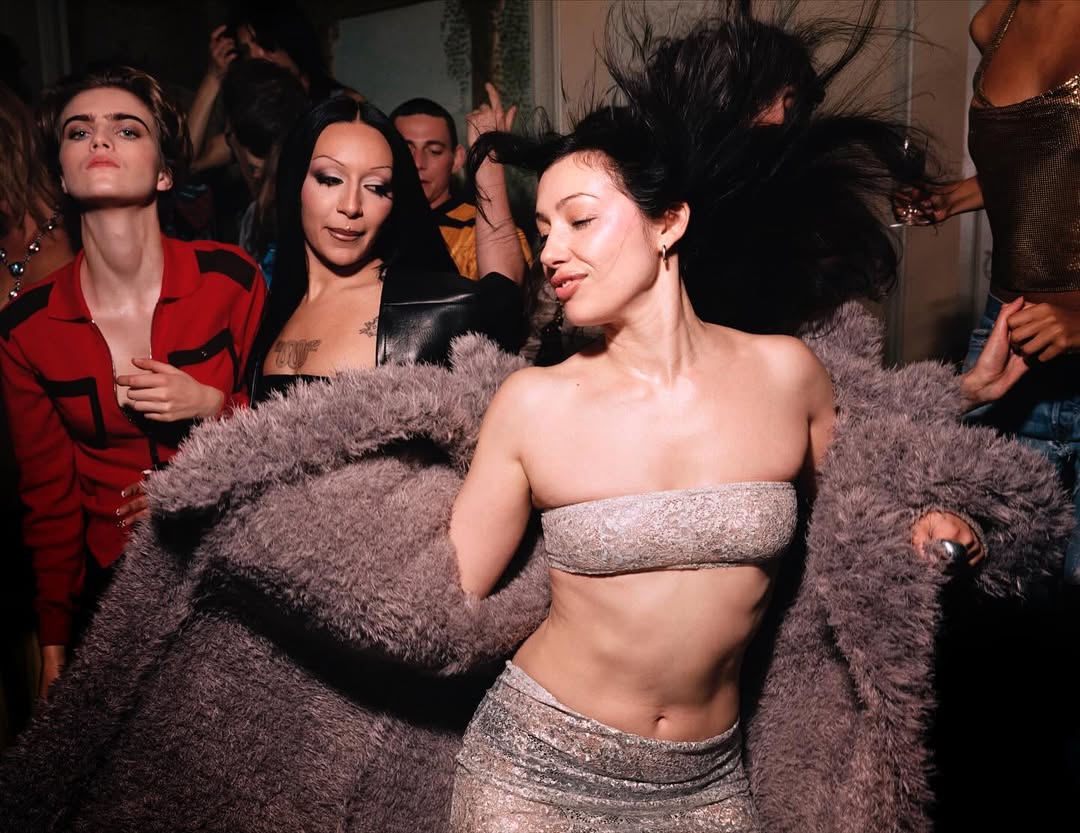 Ewen Spencer X British Vogue Nov. 25