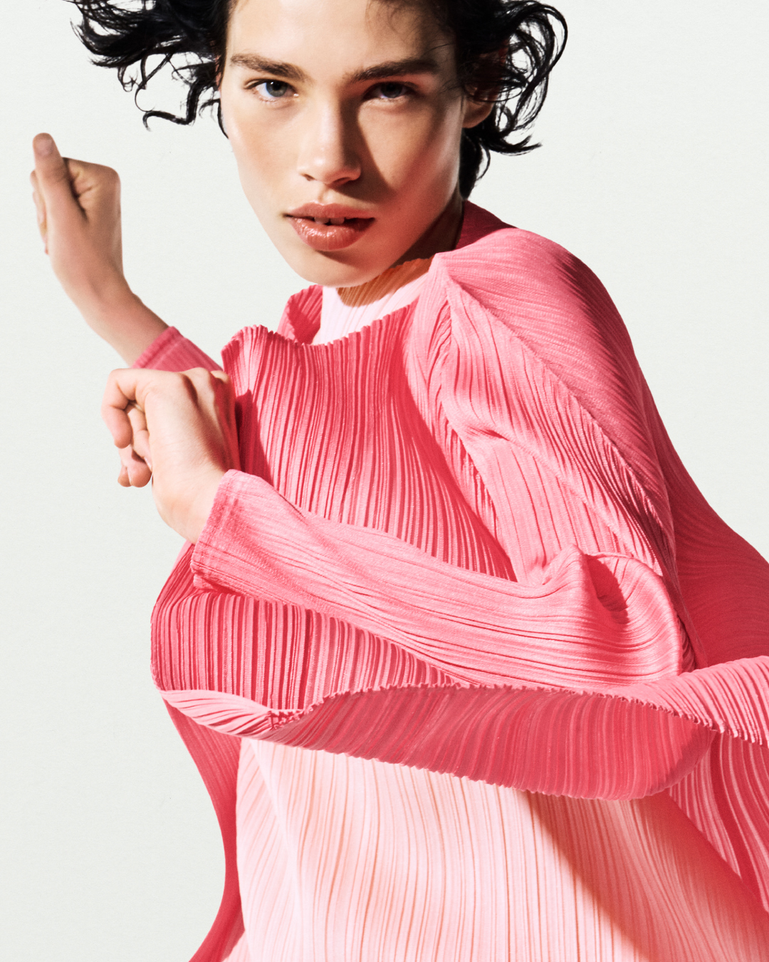 Betina du Toit X PLEATS PLEASE ISSEY MIYAKE Jun. 26