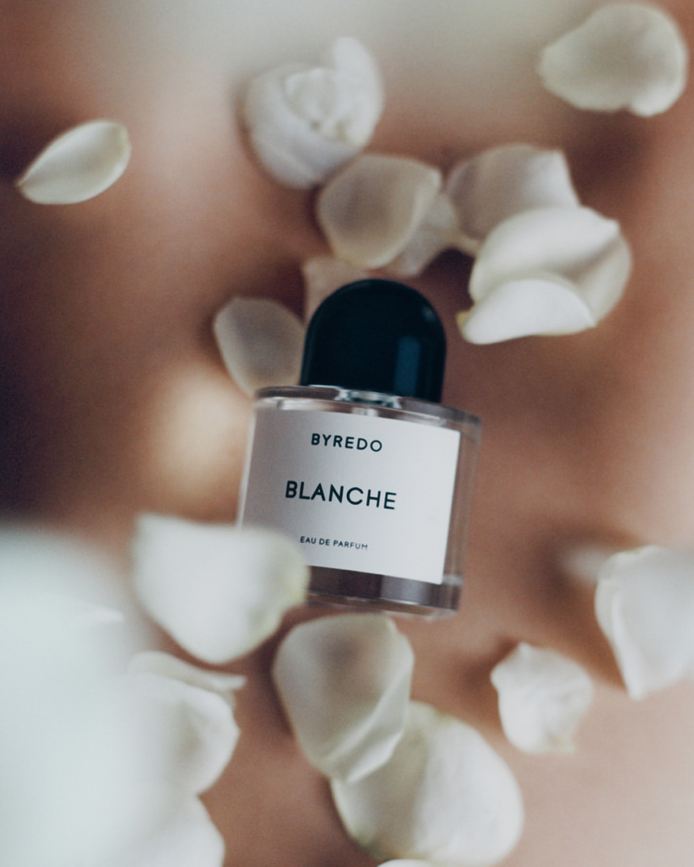 Byredo Blanche 🤍 @officialbyredo

Photographer @alexleese
Art Director @charlie__noon
Model @liubingbing7 @imgmodels
Model @man_jin_kim @supa.worldwide
Stylist @claudiaasinclair
Set Designer @dannyhyland
Casting Director @simoneschofer
DP @george__beattie
Makeup Artist @vass_theotokis
Hair Artist @chiwonghair
Nail Artist @sylvie.macmillan
Edit & Grade @imagine.ldn
Production @lgstudio_
Senior Producer @GracieYabsley
Producer @jameslongville
Motion cameras & EQ Ferel
