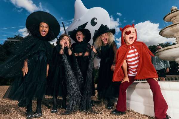 A @zarakids Halloween 👻🔍