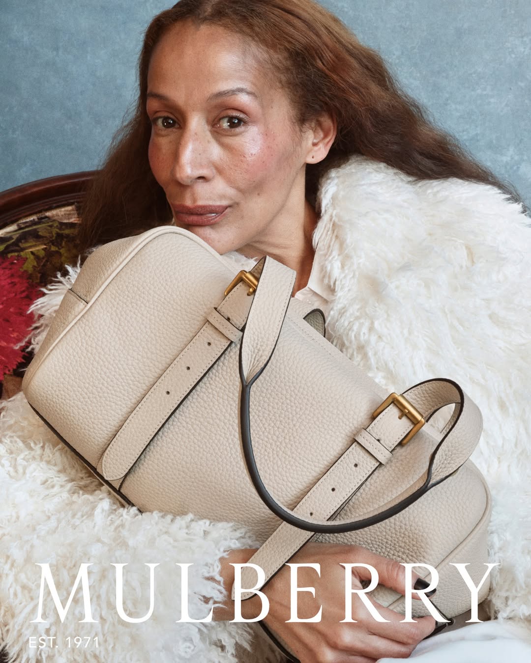 @mulberryengland 🌳

Photographer @julia_noni
DOP @georgedommpower
Video + Social @brandandconcept
Stylist @eliza_conlon @rep.agency
Set Designer @migsbento 
Casting @emmamatell @maworldgroup
Hair @soichiinagaki @maworldgroup
Make-up & Movement Direction @mata_marielle @thewallgroup
Manicurist @manicuredbysimone @archtheagency
Production Company @lgstudio_
Production Director @laurakgalligan
Producer @chloe_la

Models
@missyrayder @models1
@liviawalters @stormmodels
@leena_similu @lulumanagement