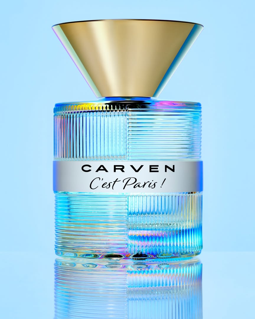 <a href="/lilas-le-quellec">Lilas Le Quellec</a> X Carven <span style="text-transform: none; white-space: nowrap;">Oct. 25</span>