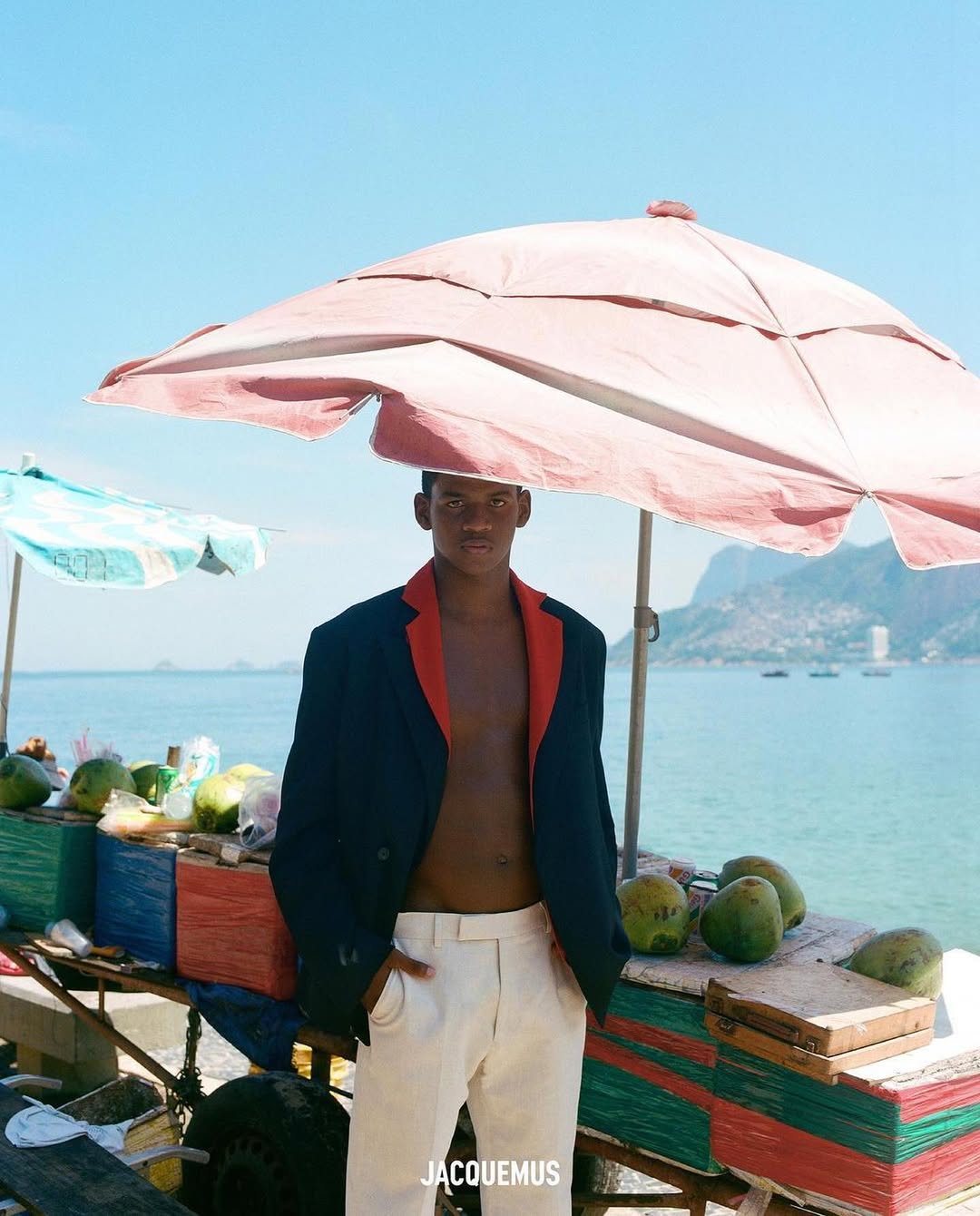 JACQUEMUS
Shot in Rio by EBER FIGUEIRA
