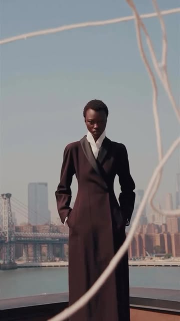 ELLE Brasil | Winter ‘24 Collection
Shot ...