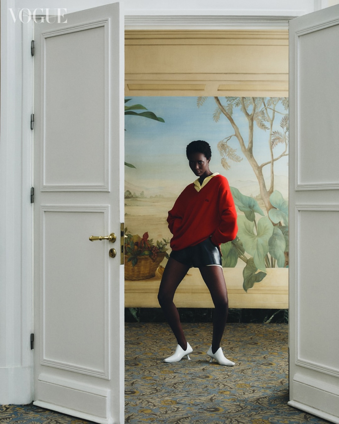 Vogue Brasil featuring Mahany Pery wearing Loewe, ...