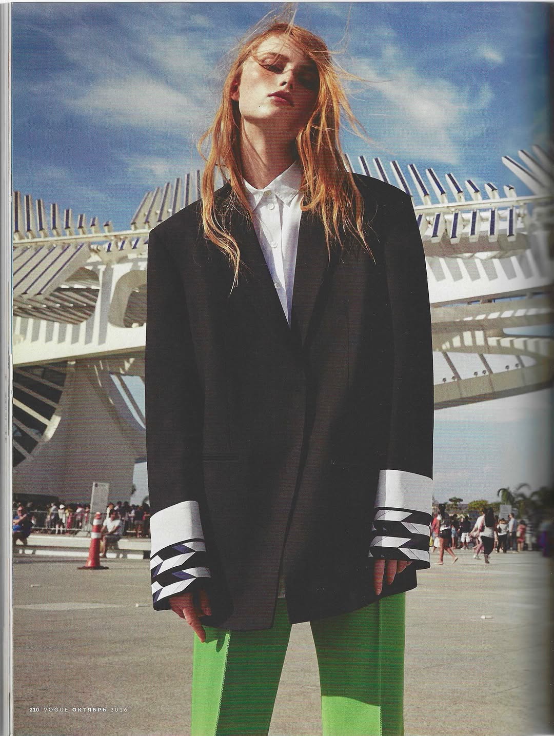 Scans from VOGUE Russia @voguerussia