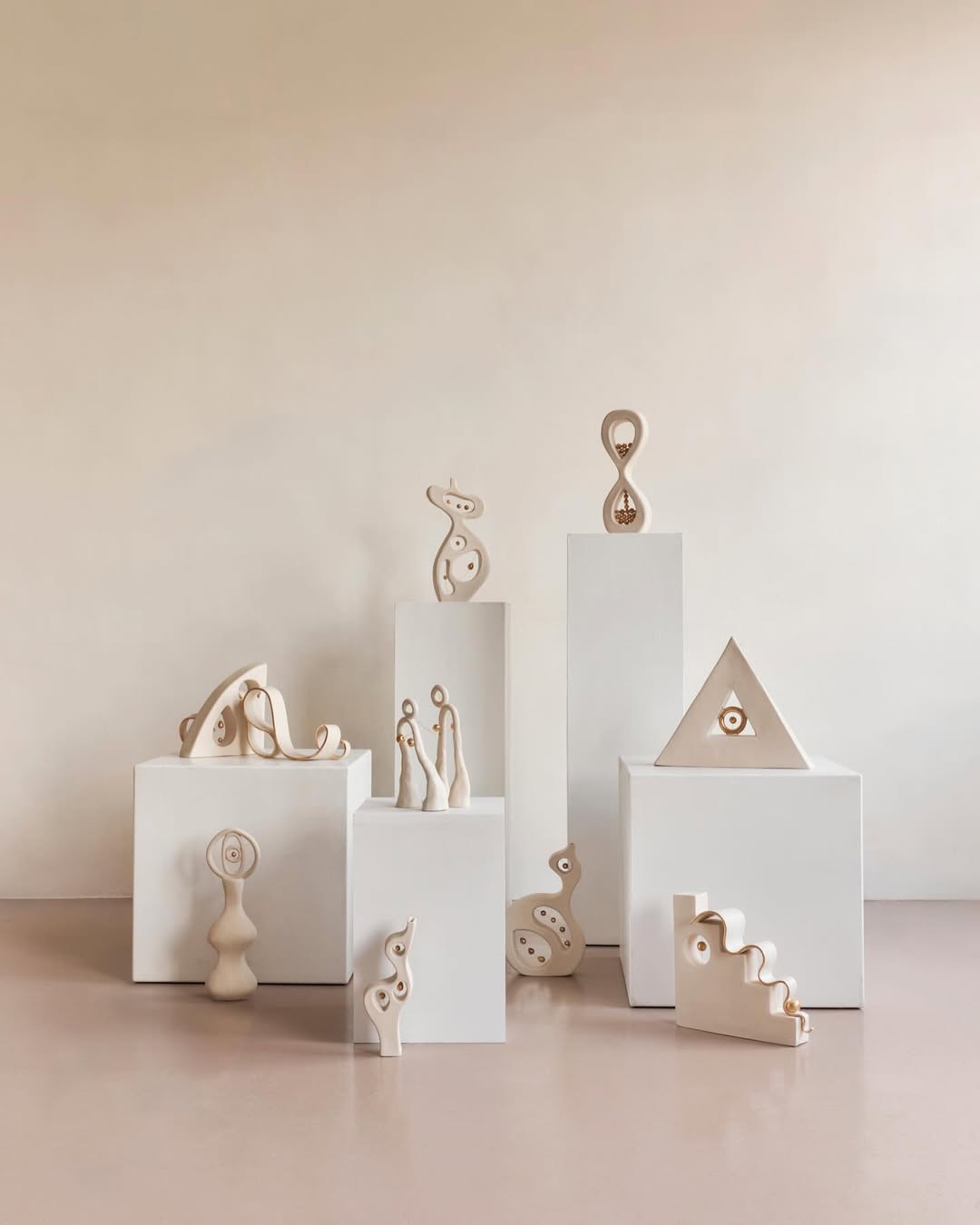 Liz Seabrook X miyelle.