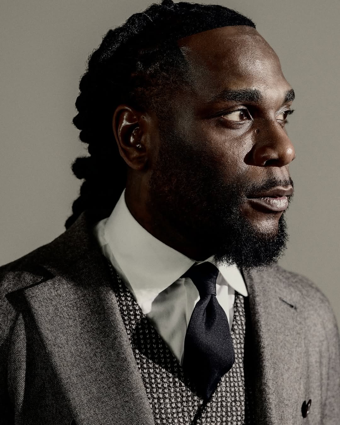 Shot at Lock Warehouse: Burna Boy for @boybrotherfriend.

Photography @samtaylorjohnson
Talent @burnaboygram
Style & Creative Direction @stefanopilati
Fashion @giorgioarmani
Groomer @mata_marielle
Producer @sad__asianmom @jordandctagain