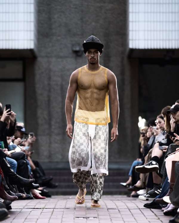 Behind the scenes of Harri SS26 at London F...