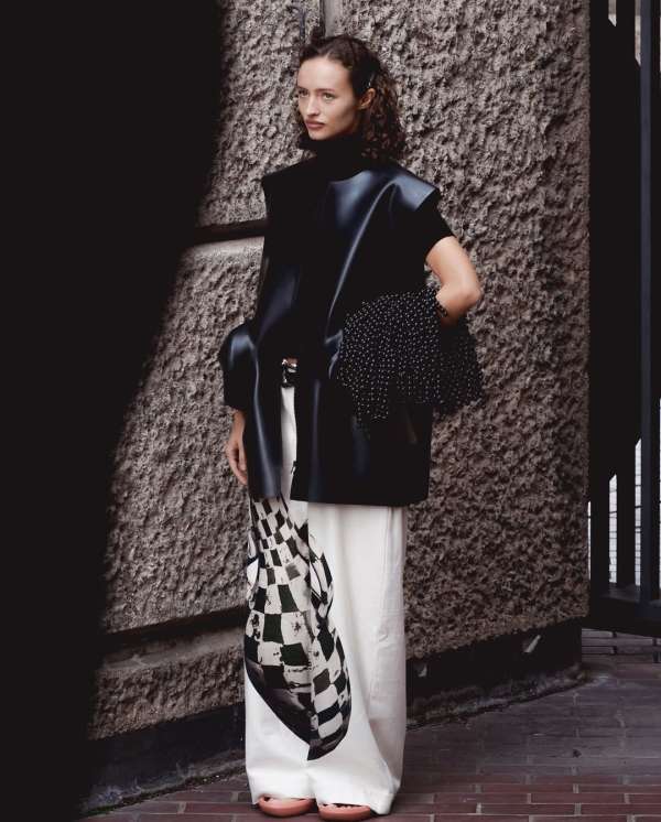 Behind the scenes of Harri SS26 at London F...