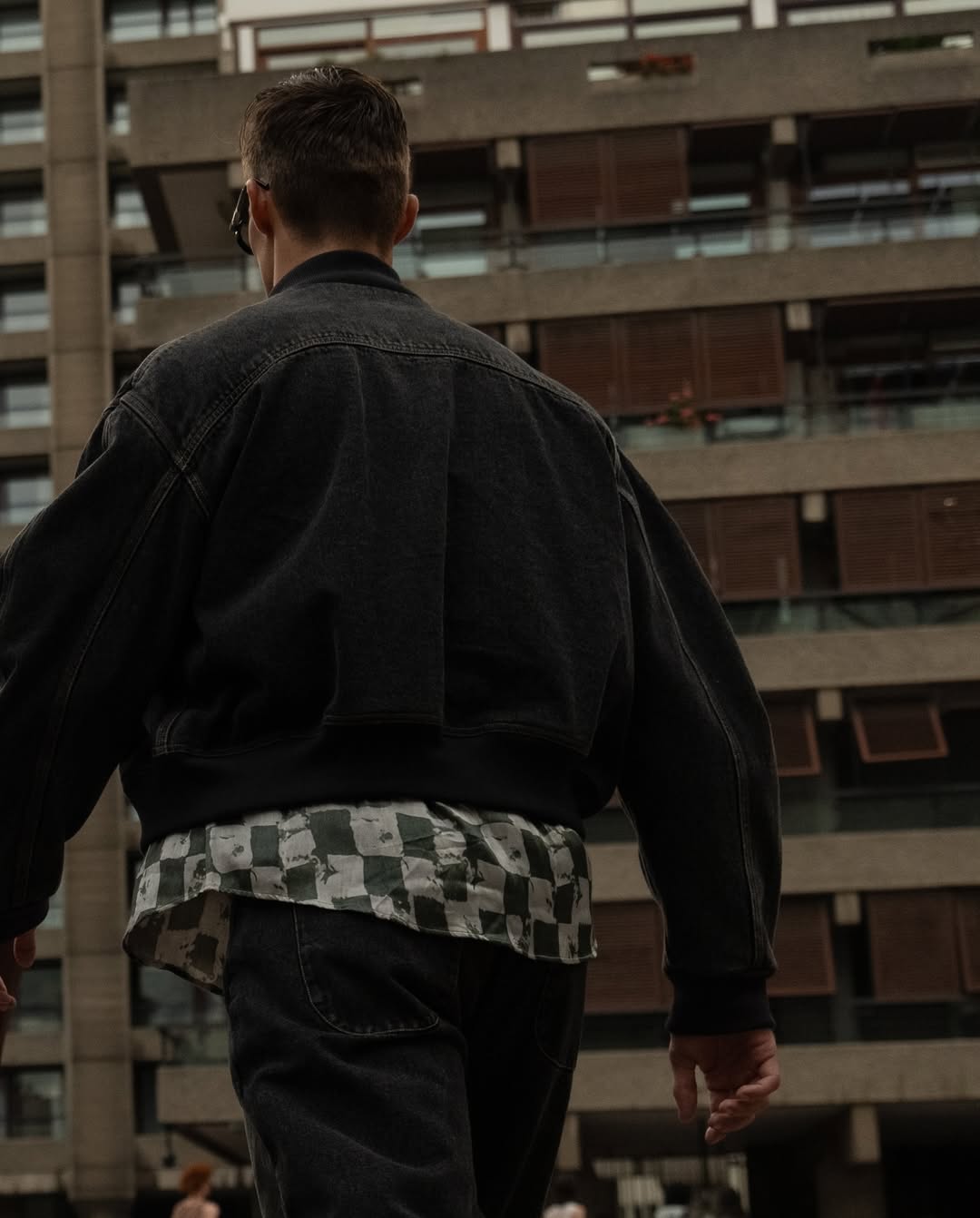 Behind the scenes of Harri SS26 at London Fashion Week.

Production @lockstudios

Creative Director & Stylist @jordannkelsey 
Music @sarathykorwar
Movement Director @movementbybenjamin
Casting @lyliamari @ikki_casting
MUA @amyconway_mua
Hair @danilogiangreco_hair
Models @patrickwilson @tylerandre_ @letafranka @ronny_model
PR @cellar_ltd
Runway Photography @_by_alexis
BTS Photography @rosselladmn & Dmytro Pochkun