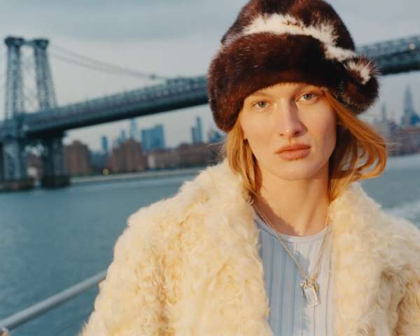 Simuero by Wade Schaul.