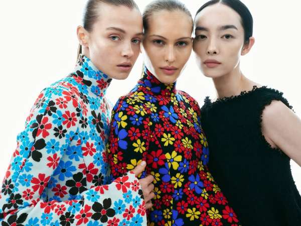 Vogue US December 2025, photographed by @mi...