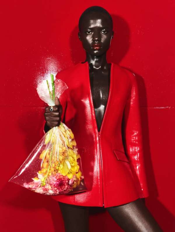 Vogue US December 2025, photographed by @mi...