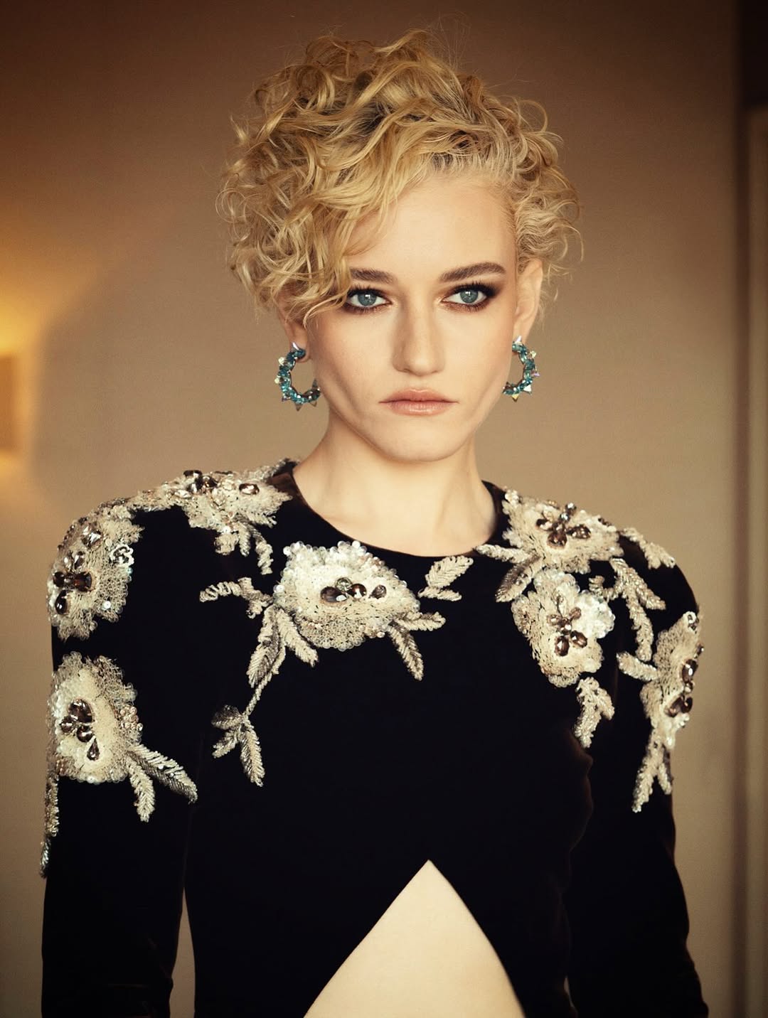 Elisabeth Caren X Julia Garner for Swarovski  Sep. 25