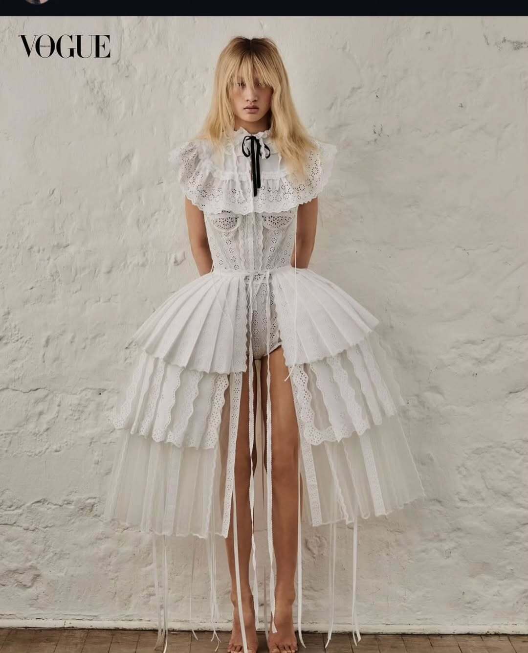 Merci @damianfoxe pour cette belle série d'images
@voguethailand
Thanks
@kullawit @yilan_hua
Styling @mrbitton
Makeup @adamdecruz
Hair @eduardobravohair
Nails @tejinderdhillon_
Casting @paulisaac
Digital and Lightning @finnwaring
Fashion Assistant @edenmolenstyling
On set fashion assistant @martinnbarre
Studio location @lpovs
Créateurs
@ashistudio @ramialaliofficial @jeanpaulgaultier @giambattistavalliparis @maisonvalentino @alessandro_michele