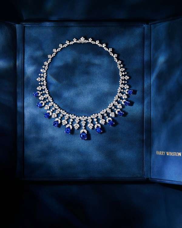 #HarryWinston @harrywinston Finishing by @v...