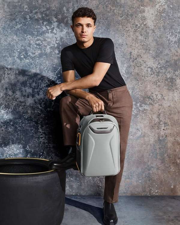 @tumitravel @lando Finishing by @velem @lum...