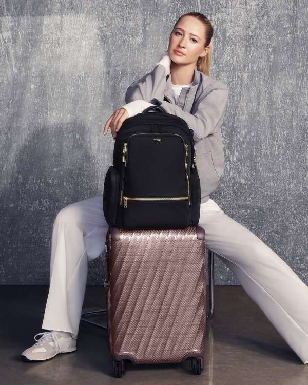 @tumitravel @nellykorda #tumi #tumiicons Fi...