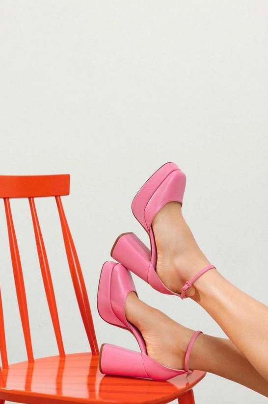 Russell & Bromley |  Jan. 22