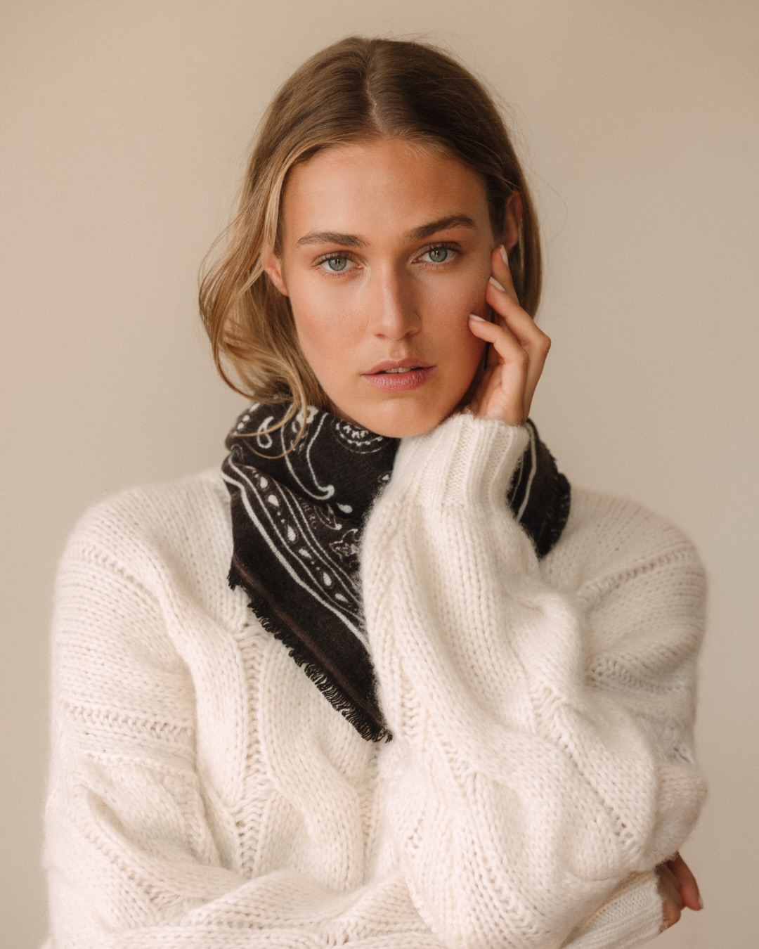 Marcel Frommer X ANNA V BERG