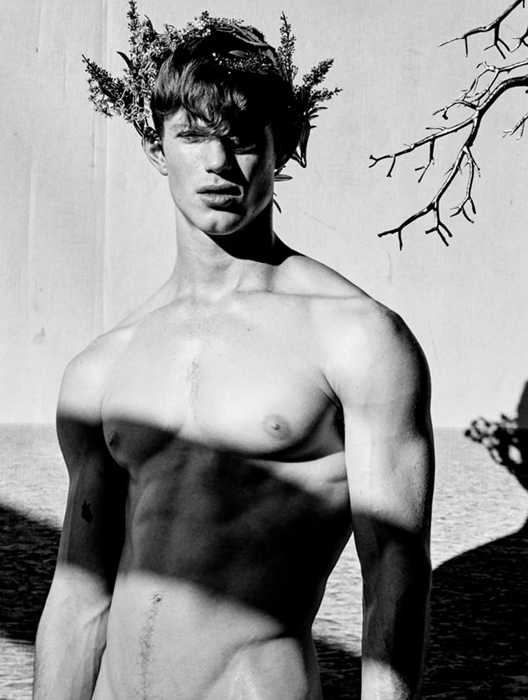 Mariano Vivanco X King Kong Magazine Apr. 26