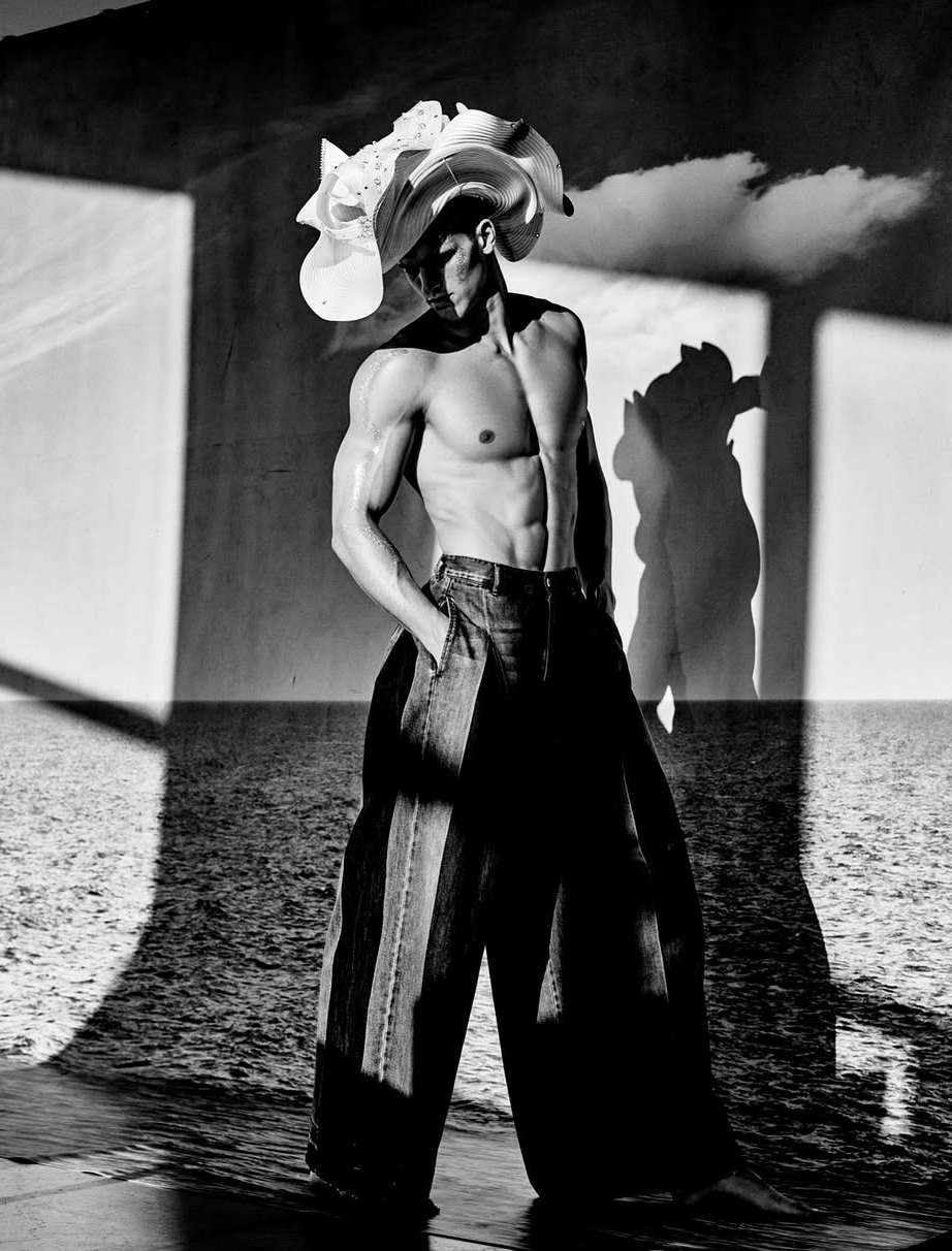 Mariano Vivanco X King Kong Magazine Apr. 26