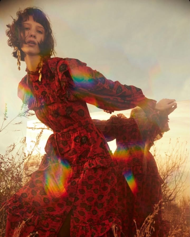 Produced by MATADOR PRODUCTIONS
for ULLA JOHNSON
s...