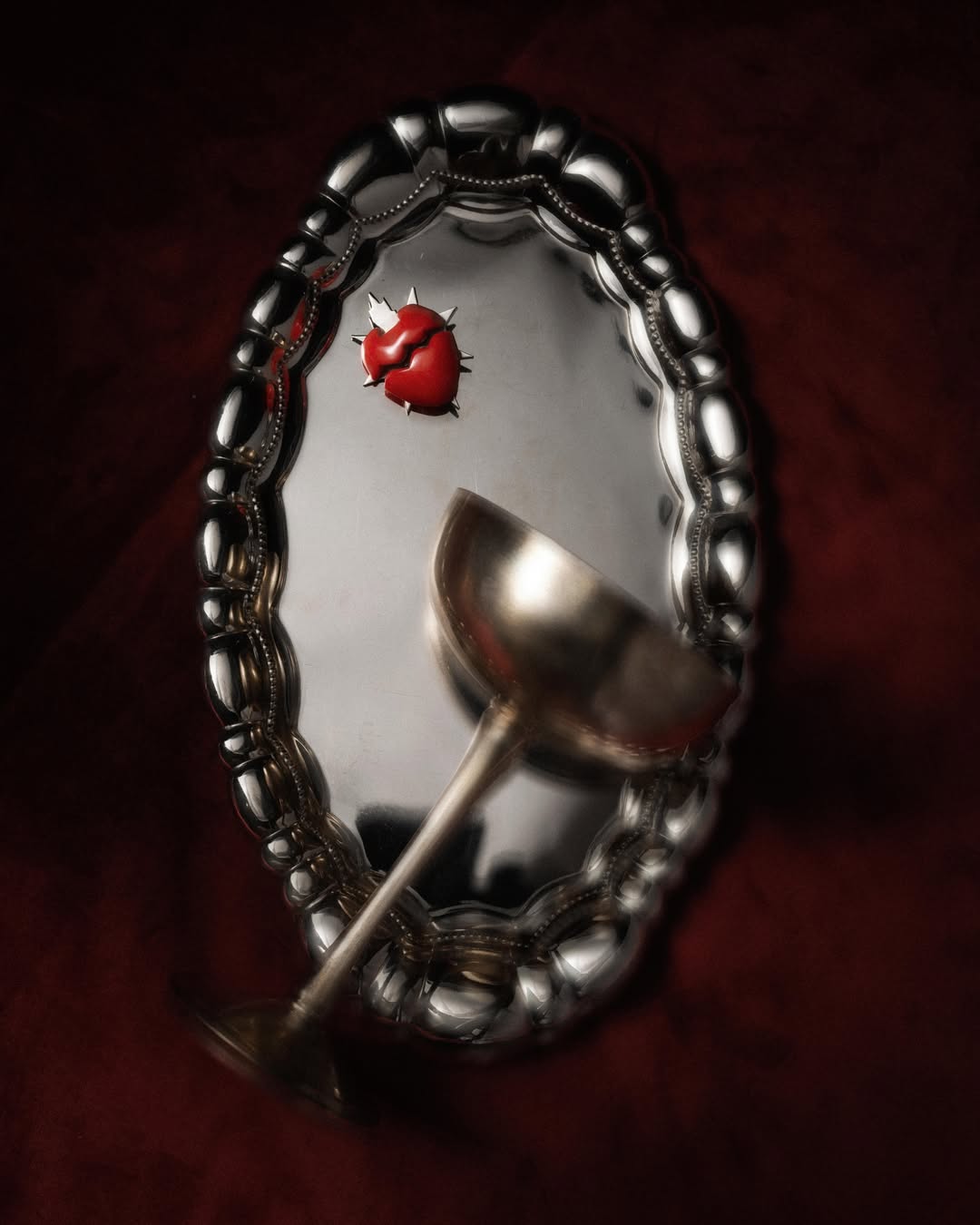 Mathilde Karrèr X Frida Dec. 25