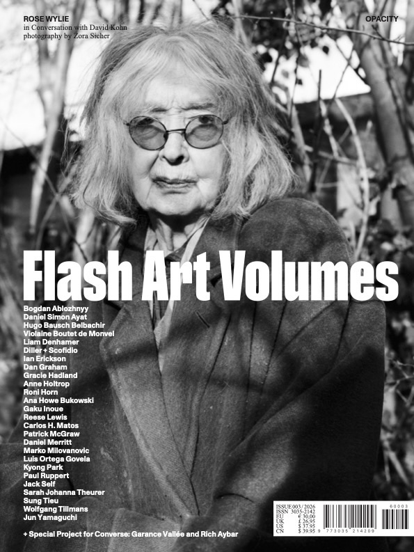 Zora Sicher X Volumes