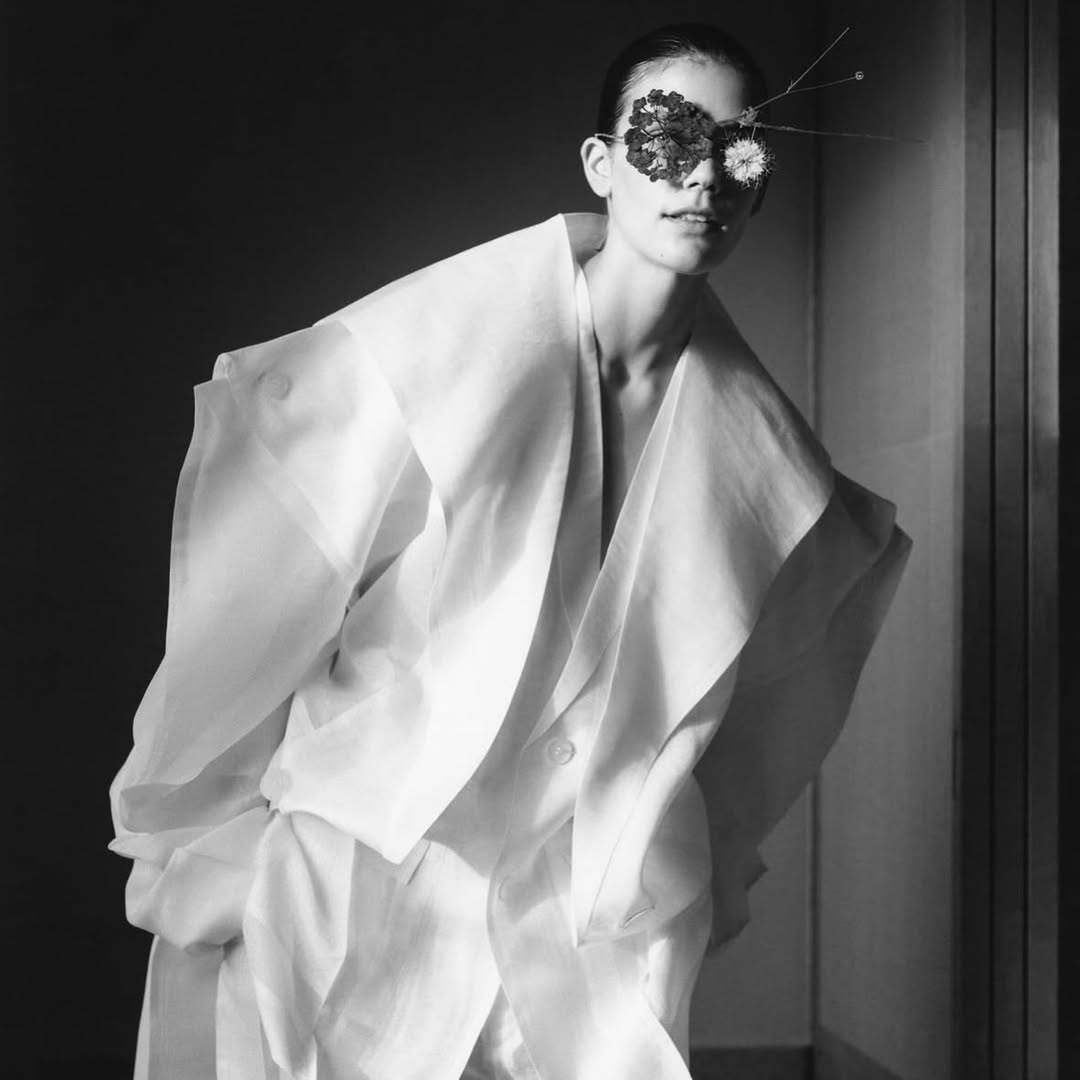 Betsy by @jamie.hawkesworth & @brian__molloy for @...