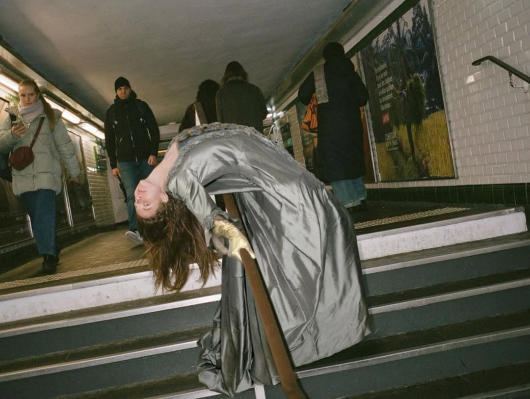 Sunday Rose by Oliver Hadlee Pearch for @middleplanemagazine @bruceusherltd @oliverhadleepearch @reed_danny @ronimonhait