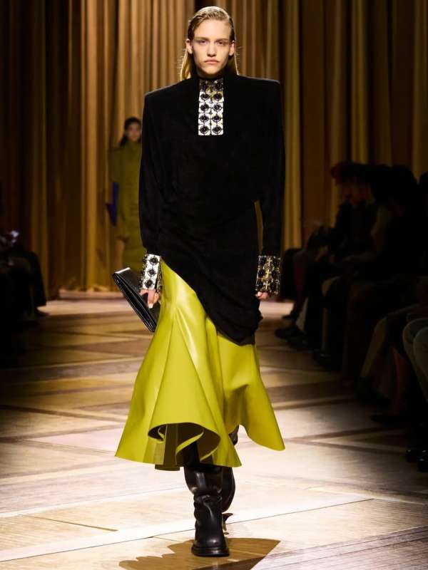 @muglerofficial by @miguelcastrofreitas wit...