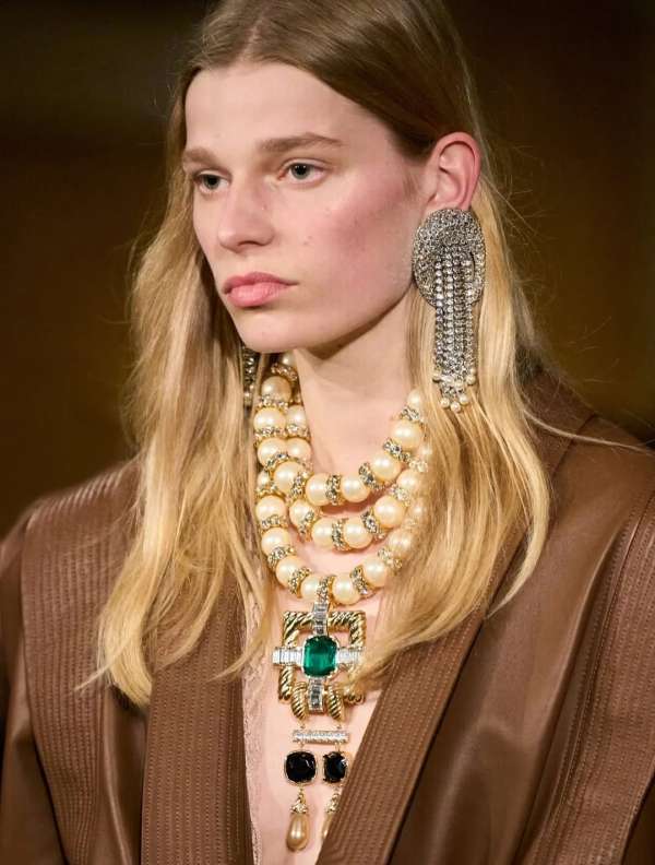 @maisonvalentino @alessandro_michele @miche...