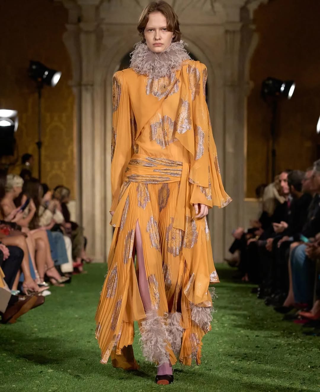 Valentino AW26’ @maisonvalentino @midlandagency @alessandro_michele @michelatafuri21 @yad1m @estherlangham