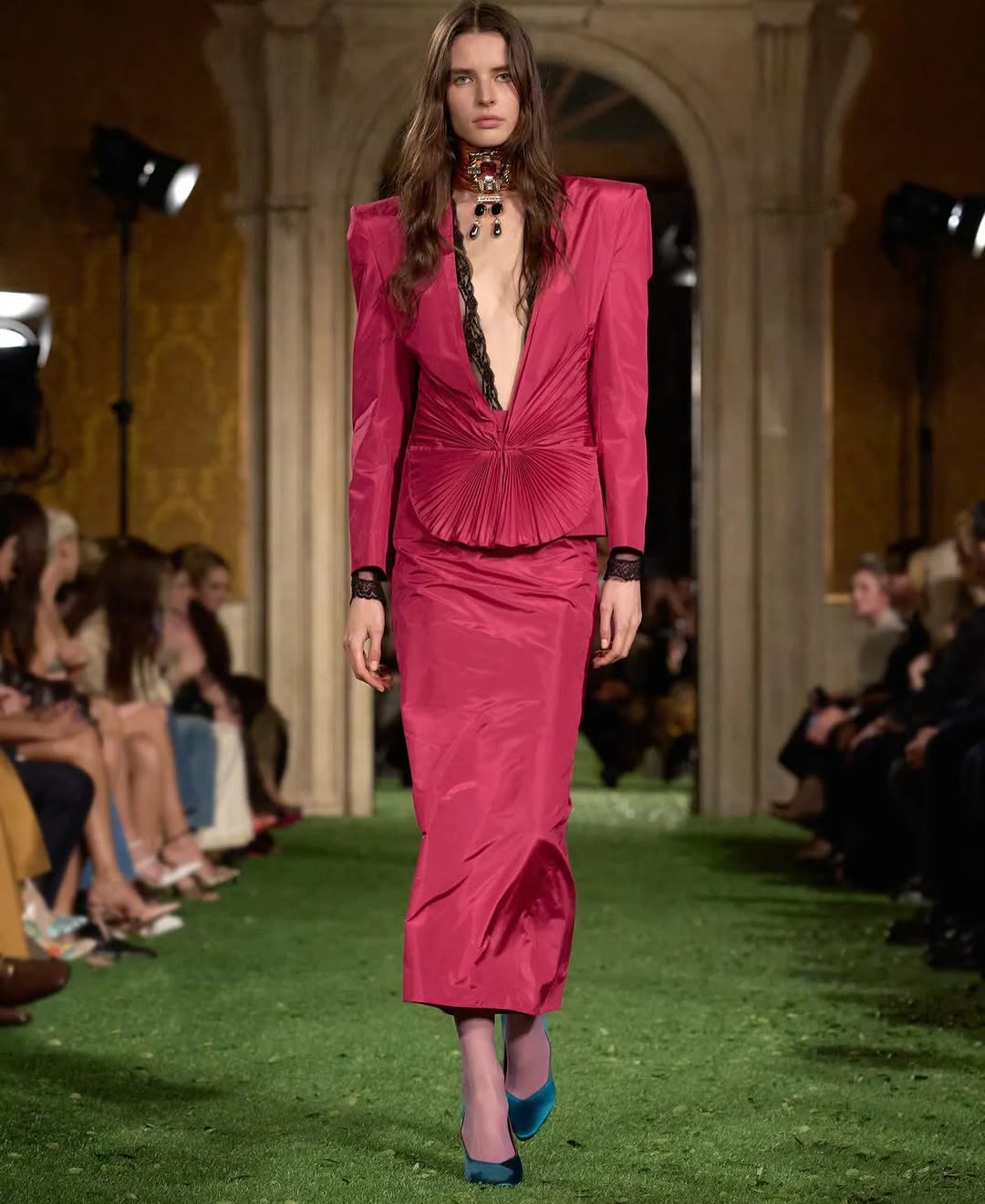 Valentino AW26’ @maisonvalentino @midlandagency @alessandro_michele @michelatafuri21 @yad1m @estherlangham